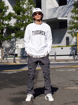 「BEAMS（ビームス）のアイテム（スウェット）」を使った、YUUCHIDAさん（メンズ・173cm）の冬コーディネート