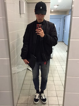 「UNIF（ユニフ）のアイテム（パンツ）」を使った、B_shun_Kさん（メンズ・179cm）の春コーディネート