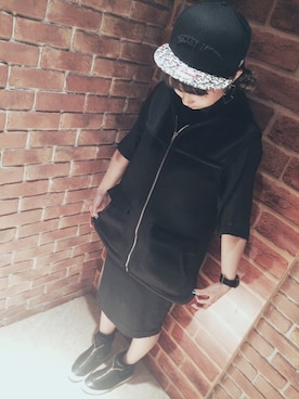 「Marc by Marc Jacobs（マークバイマークジェイコブス）のアイテム（スニーカー）」を使った、comoさん（レディース・159cm）の夏コーディネート