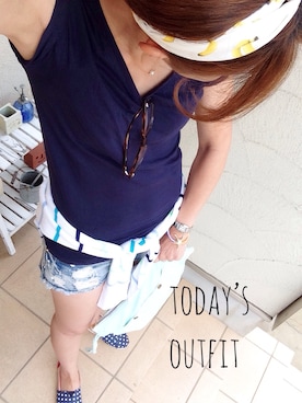 「アイテム（クラッチバッグ）」を使った、stem.teaさん（レディース・162cm）の春コーディネート