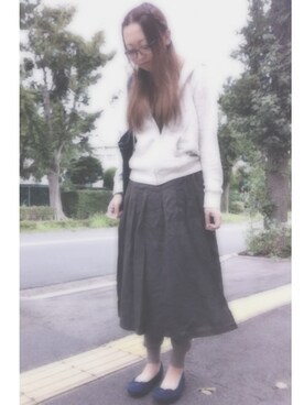 「オールグレー」｜「アイテム（パンプス）」を使った、がちゃさん（レディース・155cm）の秋コーディネート