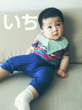 「アイテム（ママ＆ベビー、グリーン系）」を使った、いちさん（キッズ・70cm）の秋コーディネート