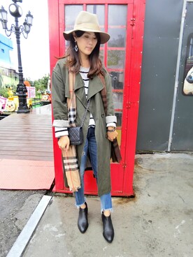 「chanel」｜「アイテム（トレンチコート）」を使った、Winnie C 🇹🇼さん（レディース・163cm）の秋コーディネート