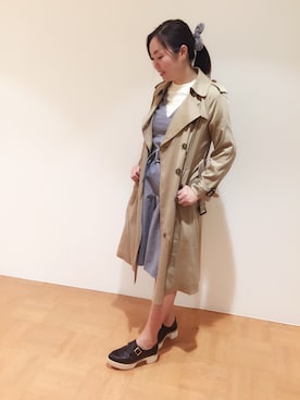 「テンセル」｜「アイテム（トレンチコート）」を使った、Aya Kizakiさん（レディース・162cm）の秋コーディネート