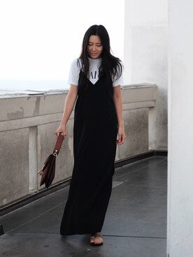 「JW Anderson（ジェイダブリューアンダーソン）のアイテム（ショルダーバッグ）」を使った、Annさん（レディース・173cm）の秋コーディネート