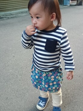 「koreaのアイテム（Tシャツ/カットソー、ブルー系）」を使った、Fuanさん（キッズ・90cm）の秋コーディネート