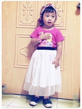 「NEW BALANCE（ニューバランス）のアイテム（Tシャツ/カットソー、ピンク系）」を使った、Fuanさん（キッズ・90cm）の夏コーディネート