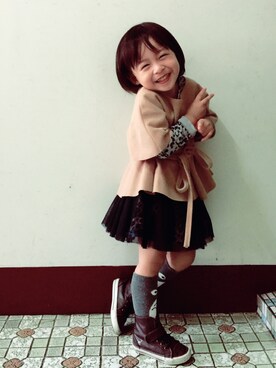 「koreaのアイテム（スニーカー、ブラウン系）」を使った、Fuanさん（キッズ・90cm）の秋コーディネート