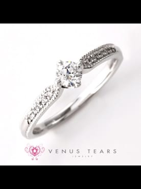 VENUS TEARS  銀座店さんのコーディネート