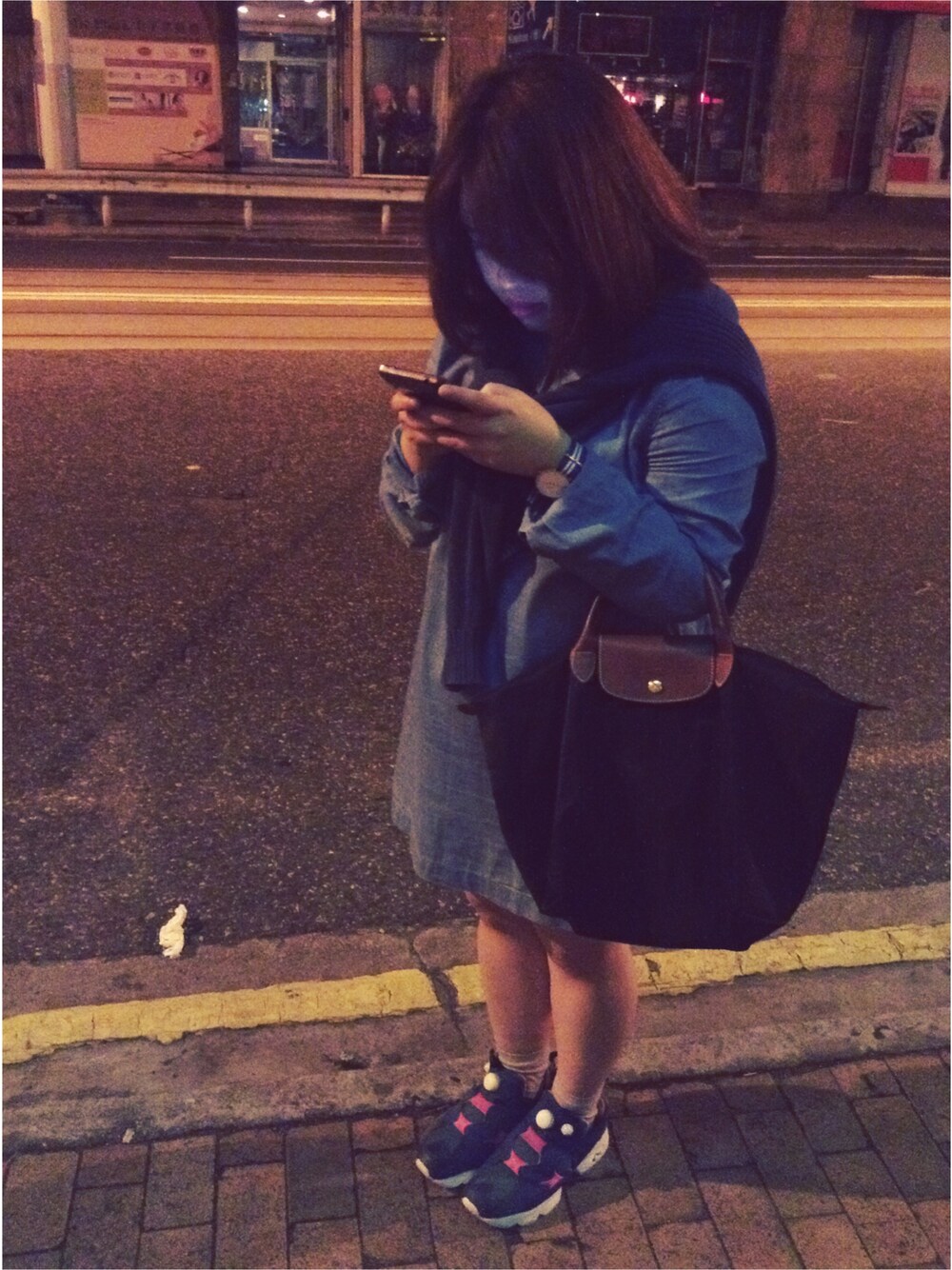 「LONGCHAMP、Daniel Wellington、F21、blue、reebok、PUMP FURY、onepiece、ootd、plussize、imafatgirl」｜「FOREVER 21のアイテム（ワンピース、ブルー系）」を使った、小丸さん（レディース・152cm）の春コーディネートの1枚目の写真
