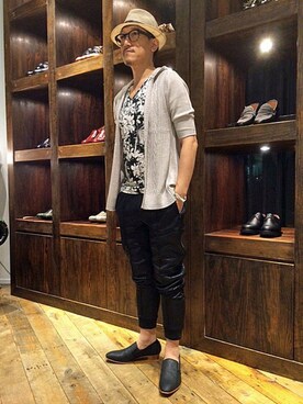 「フラワープリント」｜「アイテム（パーカー）」を使った、Tsudakaさん（メンズ・176cm）の春コーディネート