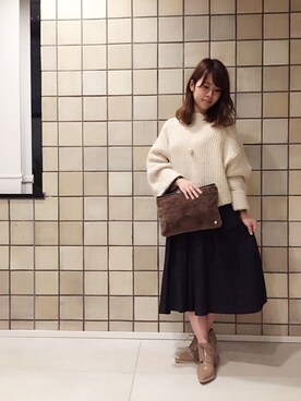 「リラックス」｜「アイテム（ブーティ）」を使った、Maika Yoshikiさん（レディース・155cm）の秋コーディネート