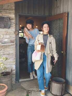 「COMME des GARCONS（コムデギャルソン）のアイテム（財布）」を使った、海下真夕さん（レディース・160cm）の春コーディネート