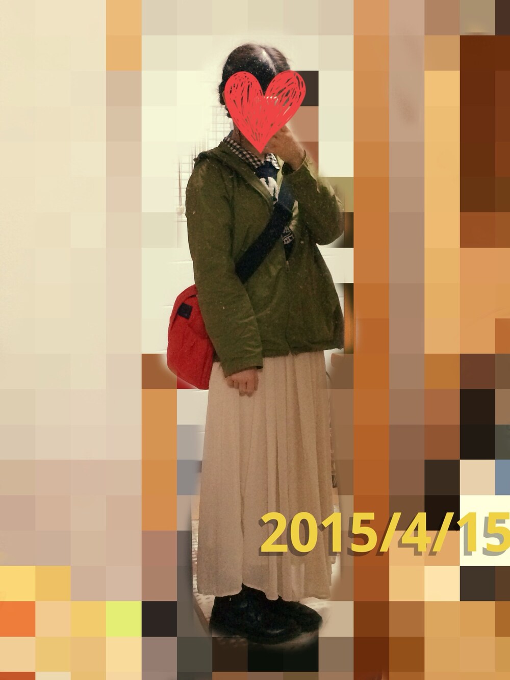 「3coinsのアイテム（バレッタ/ヘアクリップ、ゴールド系）」を使った、yukiさん（レディース・156cm）の春コーディネートの1枚目の写真