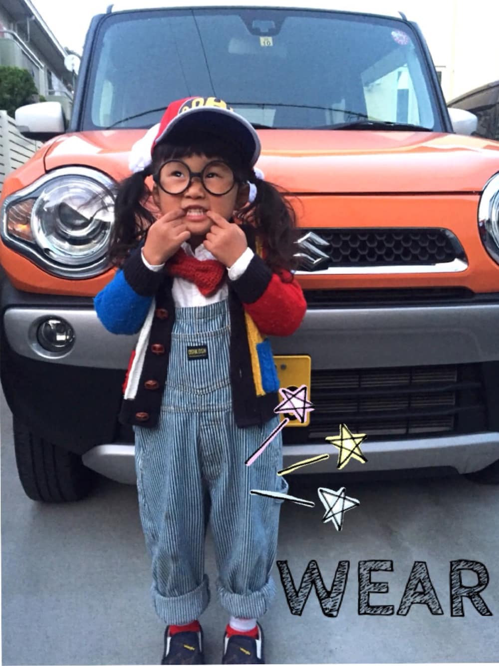 「仮装、ハロウィン、WEAR HALLOWEEN 2015、ももクロ、古着、オーバーオール、カジュアル」｜「OSHKOSHのアイテム（サロペット/オーバーオール、ブルー系）」を使った、mippoさん（キッズ・90cm）の秋コーディネートの1枚目の写真