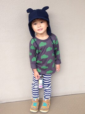 「西松屋（ニシマツヤ）のアイテム（Tシャツ/カットソー、グレー系）」を使った、akiiiaさん（キッズ・100cm）の秋コーディネート