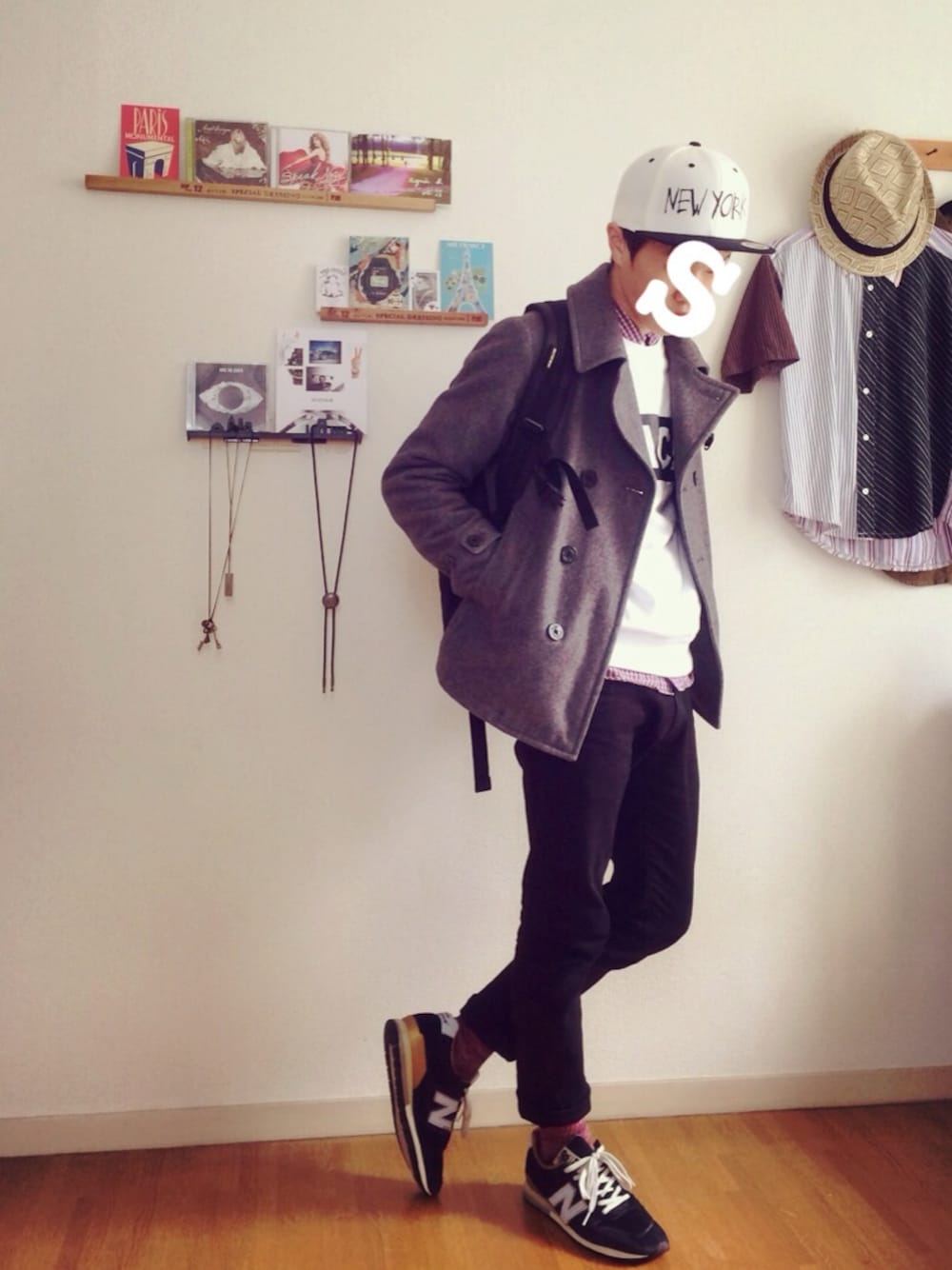 「GRAVISのGRAVIS NEO（バックパック/リュック、ブラック系）」を使った、はうるさん（メンズ・166cm）の冬コーディネートの1枚目の写真
