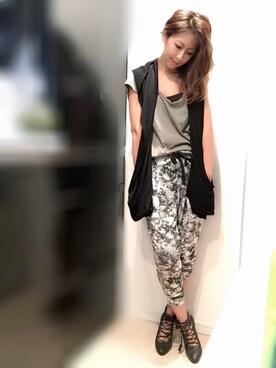 「SLY LANG（スライラング）のアイテム（パンツ）」を使った、Rinさん（レディース・159cm）の春コーディネート