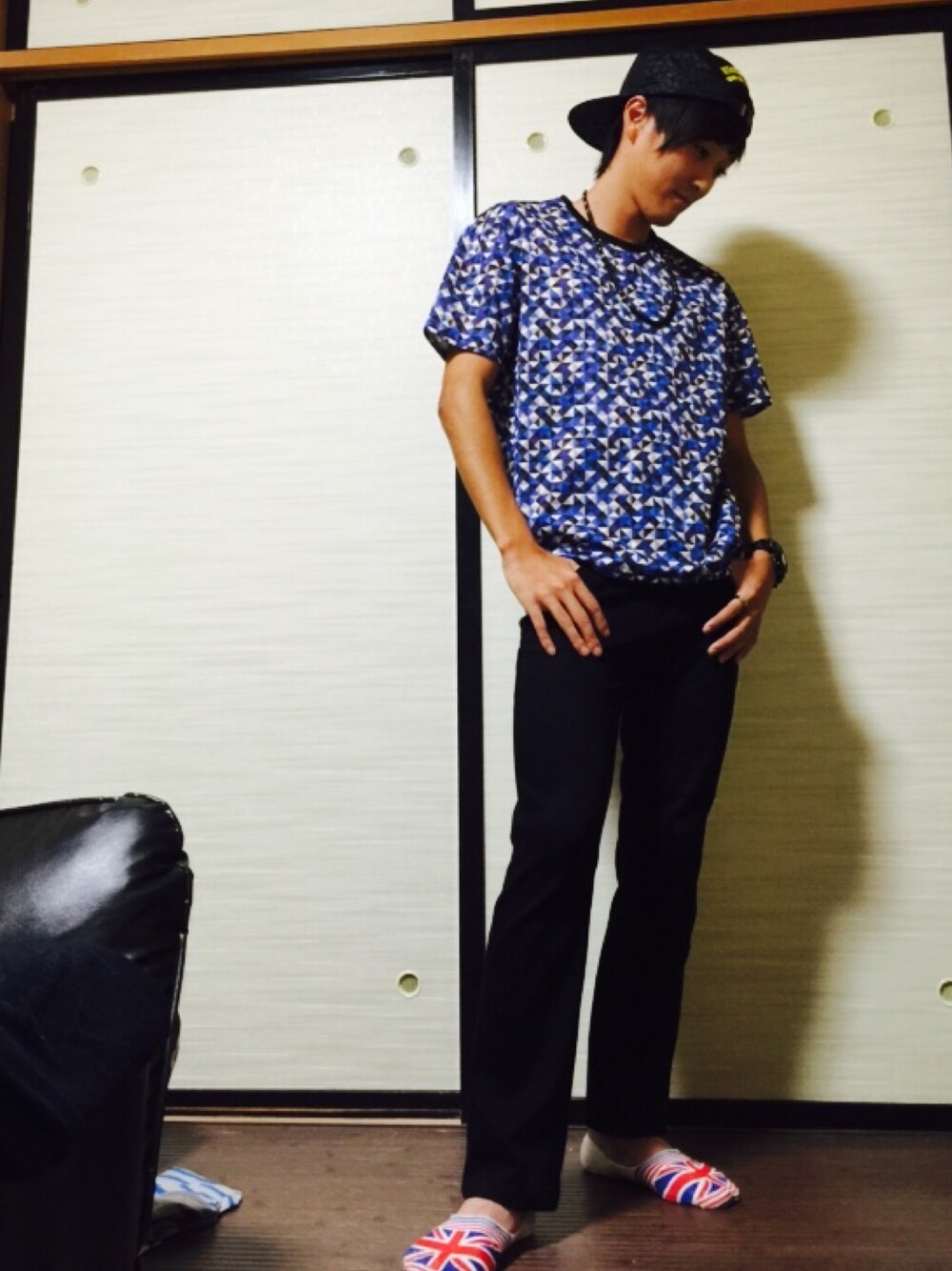 「キャップ、UNIQLO、GU、総柄トップス、スキニー、NESTA BLAND」｜「NESTA BRANDのアイテム（キャップ、ブラック系）」を使った、shuyaさん（メンズ・167cm）の夏コーディネートの1枚目の写真