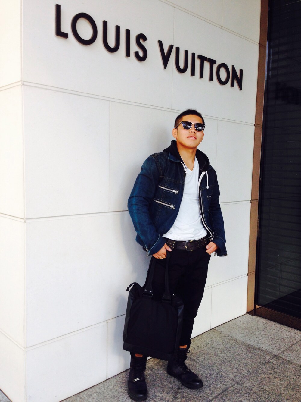 「アメカジ、ジージャン、シンプルコーデ、ルイヴィトン」｜「THE REAL McCOY'Sのアイテム（パーカー、ブラック系）」を使った、★SHUN★さん（メンズ・165cm）の秋コーディネートの1枚目の写真