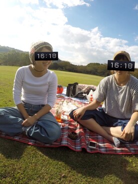 「GAP（ギャップ）のアイテム（Tシャツ/カットソー、ホワイト系）」を使った、marukoさん（レディース・161cm）の秋コーディネート