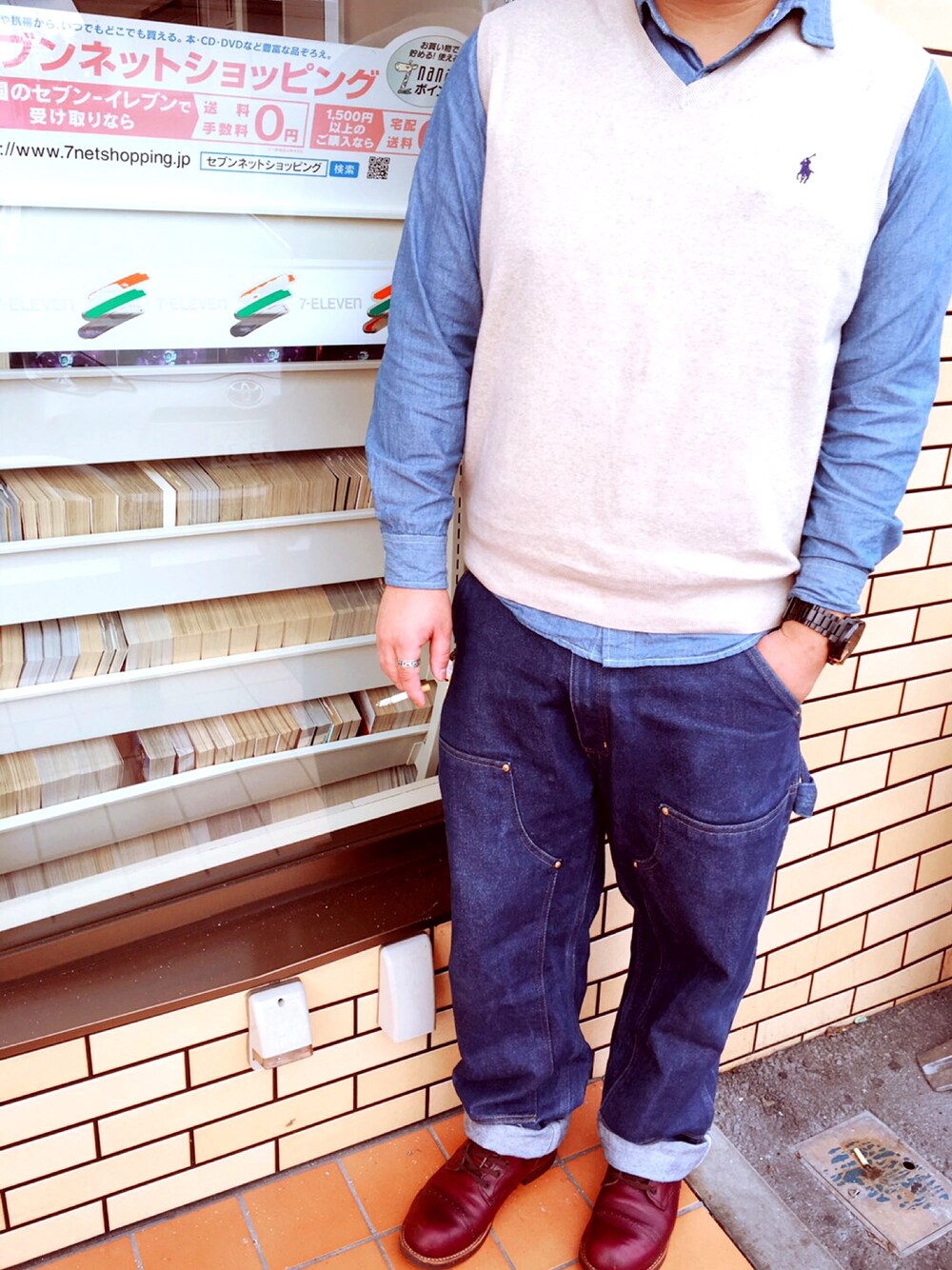 「＃デニム、＃ブーツ」｜「Carharttのアイテム（デニムパンツ、ブルー系）」を使った、kenkuroさん（メンズ・175cm）の秋コーディネートの1枚目の写真