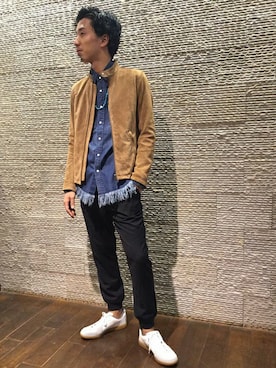 「SHIPS JET BLUE（シップスジェットブルー）のアイテム（ライダースジャケット）」を使った、森山さん（メンズ・180cm）の秋コーディネート