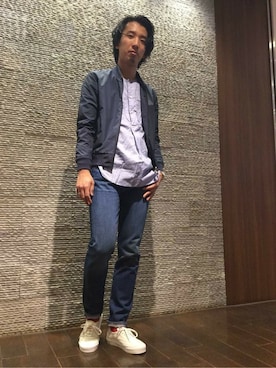 「SHIPS JET BLUE（シップスジェットブルー）のアイテム（スニーカー）」を使った、森山さん（メンズ・180cm）の春コーディネート