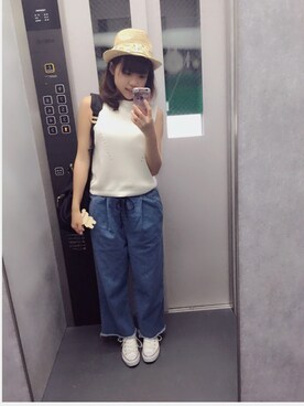 「CONVERSE（コンバース）のアイテム（その他シューズ、ホワイト系）」を使った、コニさん（レディース）の夏コーディネート