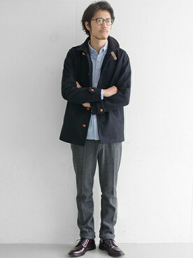 「URBAN RESEARCH（アーバンリサーチ）のアイテム（ピーコート）」を使った、UR MENS STAFFさん（メンズ・180cm）の秋コーディネート