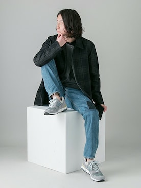 「クラッシュデニム」｜「アイテム（ステンカラーコート）」を使った、UR MENS STAFFさん（メンズ・172cm）の冬コーディネート