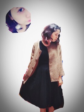 「真っ黒コーデ」｜「アイテム（その他アウター）」を使った、おななさん（レディース・158cm）の秋コーディネート