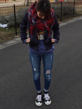 「DUBBLEWORKS（ダブルワークス）のアイテム（スウェット、ブルー系）」を使った、chiko1024さん（レディース・155cm）の冬コーディネート