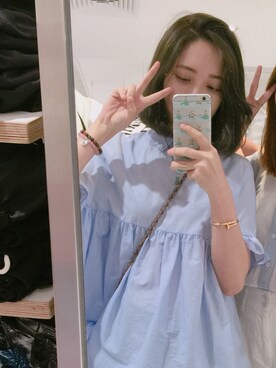 「アイテム（バングル/リストバンド）」を使った、Angelaさん（レディース・166cm・20代）の夏コーディネート