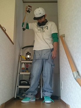 「仮面ライダー部」｜「アイテム（帽子）」を使った、waka (外村茂男)  さん（メンズ・162cm）の秋コーディネート