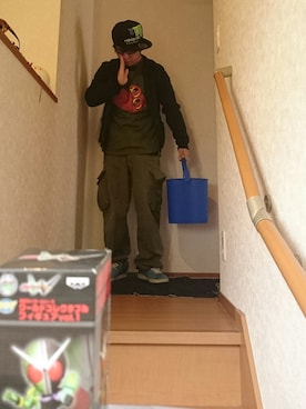 「仮面ライダー部」｜「アイテム（ブルゾン）」を使った、waka (外村茂男)  さん（メンズ・162cm）の冬コーディネート