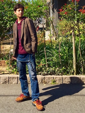 「プルオーバーパーカー」｜「アイテム（サロペット/オーバーオール）」を使った、河上裕馬さん（メンズ・175cm）の秋コーディネート