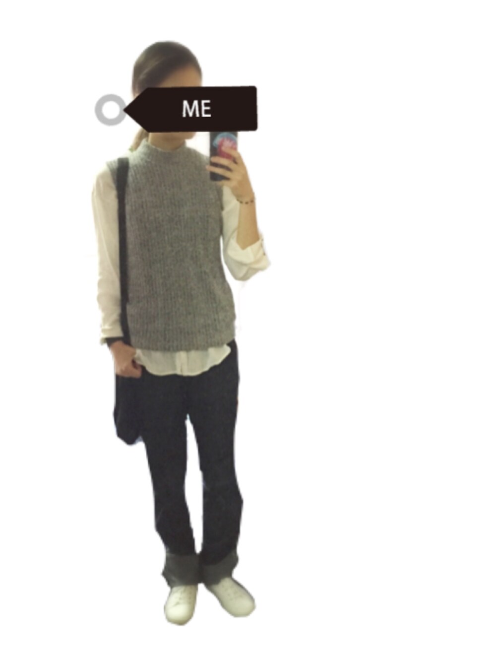 「秋服、ootd、プチプラコーデ、ゆったりコーデ、denim、ロールアップ、リラックススタイル、古着、ノースリーブニット、ハイネックニット」｜「SUPERGAの★SUPERGA S000010(2750)BASIC定番　キャンバススニーカー★（スニーカー、ホワイト系）」を使った、ashibaさん（レディース・158cm）の秋コーディネートの1枚目の写真
