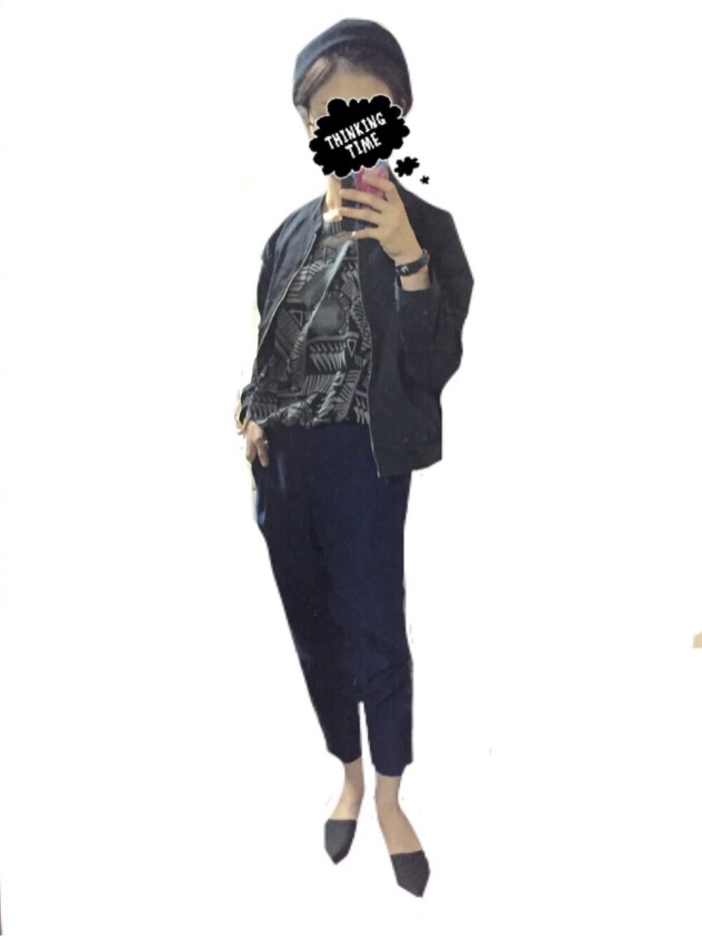 「シンプル、ネイビー、ROSE BUD、オールインワン、ベレー帽、ポインテッドトゥ、黒」｜「Calvin Kleinのアイテム（シューズ、ブラック系）」を使った、ashibaさん（レディース・158cm）の春コーディネートの1枚目の写真