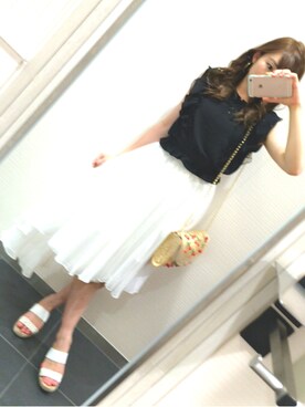 奈菜子さんのコーディネート