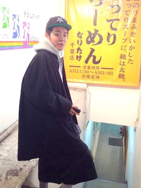「ドルマンスリーブ」｜「アイテム（その他アウター）」を使った、yopeさん（メンズ・174cm）の冬コーディネート