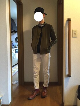 「ノーカラー」｜「アイテム（ミリタリージャケット）」を使った、k-youさん（メンズ・172cm）の春コーディネート