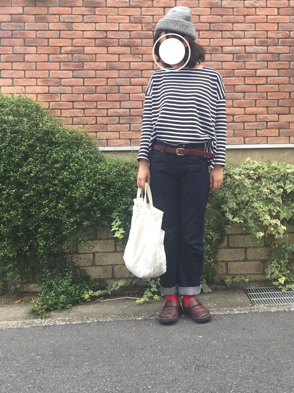 「シンプル、orcival、MHL.、sunshine+cloud、ニット帽、オーシバル」｜「ORCIVALの＜15秋冬＞【ORCIVAL(オーシバル)】コットンロード　ドロップショルダーＴシャツ（Tシャツ/カットソー、ブラック系）」を使った、ｓａ .さん（レディース・159cm）の秋コーディネートの1枚目の写真