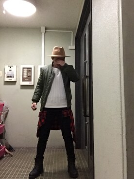 「DOWBL（ダブル）のアイテム（ミリタリージャケット）」を使った、N.Hさん（メンズ・166cm）の冬コーディネート