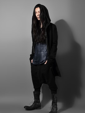 DEVIANT名古屋さんのコーディネート