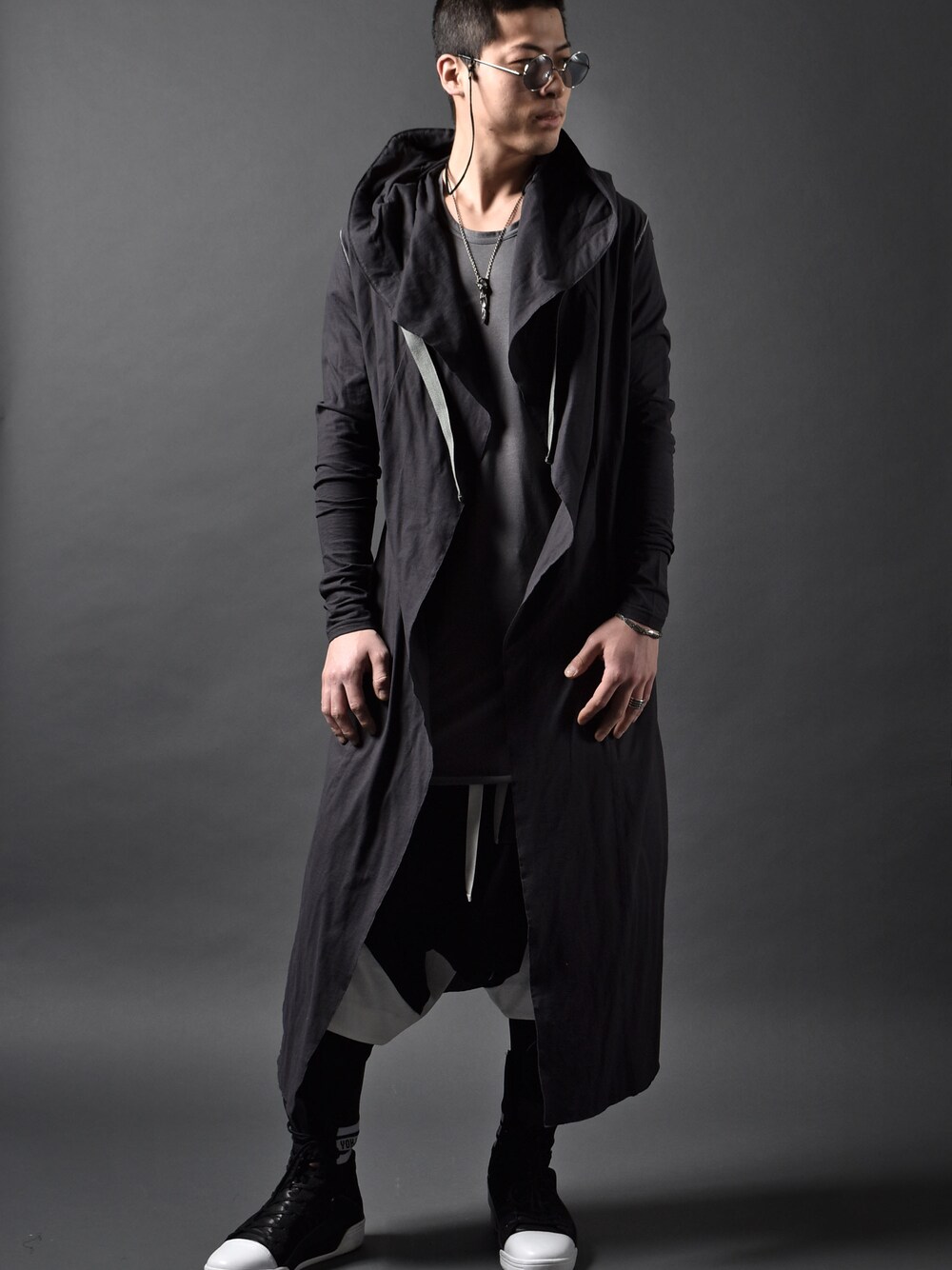 DEVIANT名古屋さんの「A.F ARTEFACT JERSEY LONG HOODED CARDIGAN（A.F homme）」を使ったコーディネート
