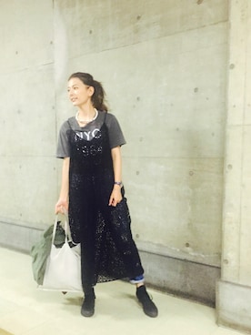 「Sister（シスター）のアイテム」を使った、スザンヌさん（レディース・165cm）の春コーディネート