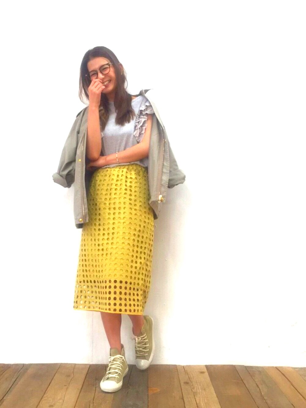 スザンヌさんの「【Omekashi】レースタイトスカート（Omekashi）」を使ったコーディネート