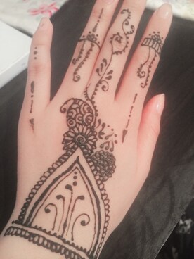 「henna」｜チャン・リーさん（レディース・43cm）の春コーディネート