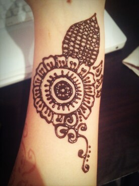 「henna」｜チャン・リーさん（レディース・43cm）の春コーディネート